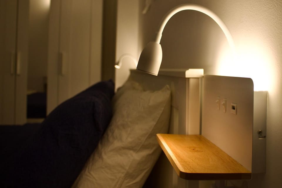 Bed, Bedroom, internet