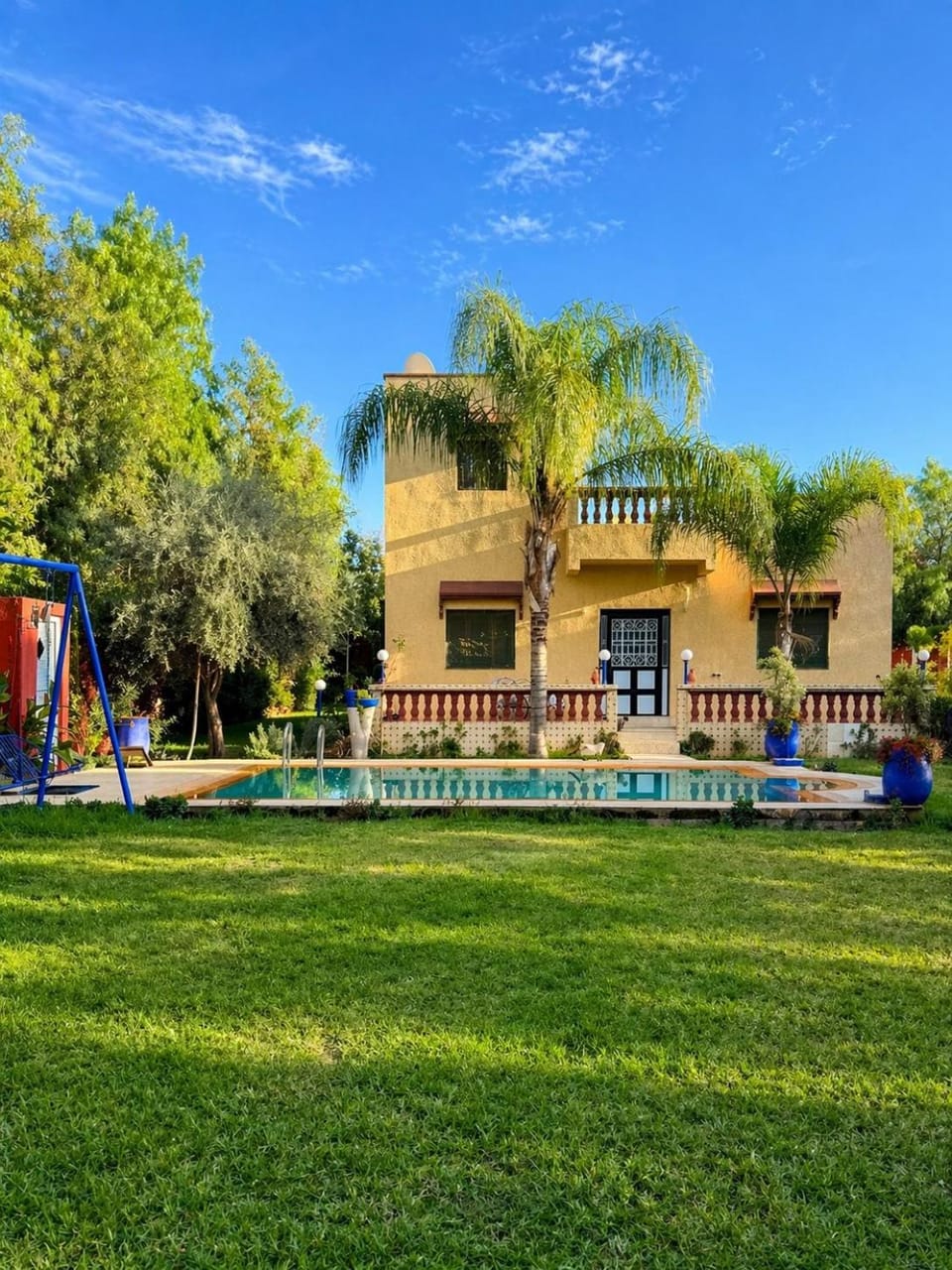 Property building, Garden