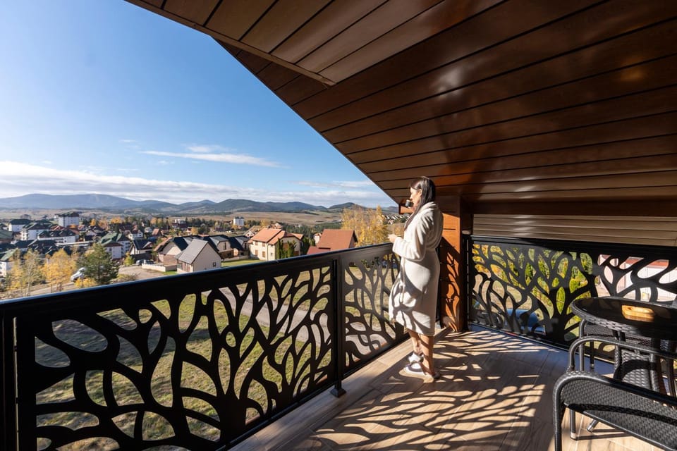 Natural landscape, View (from property/room), Balcony/Terrace, Mountain view