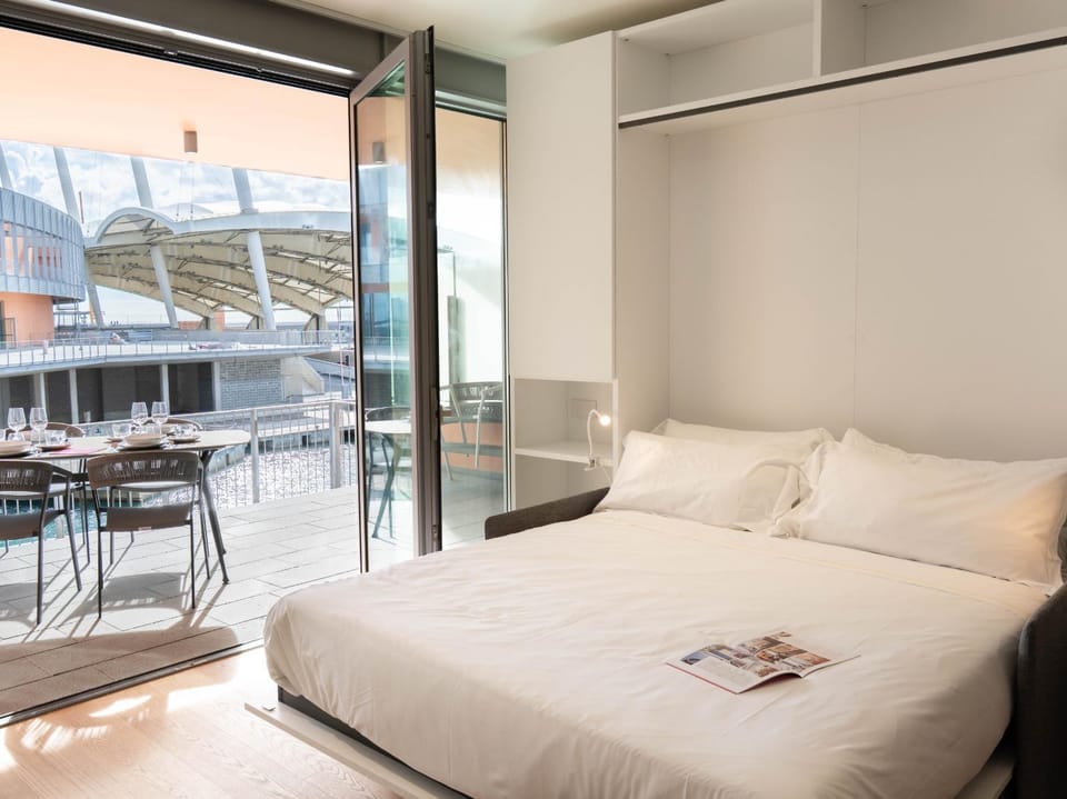 Bed, Bedroom