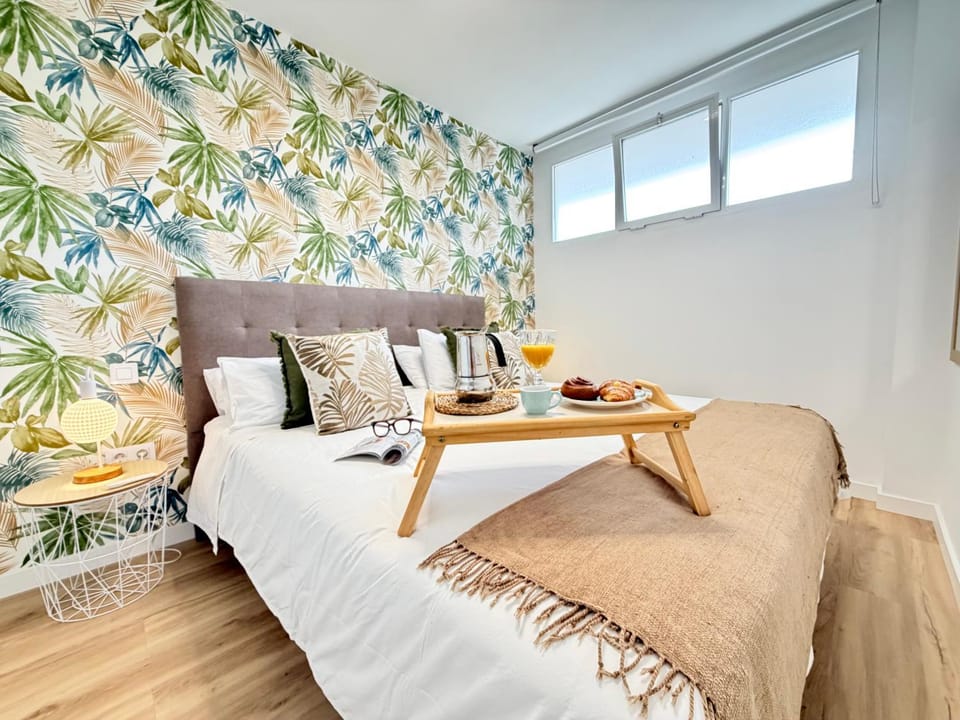 NEW APARTMENTS THE TERRACE BY THE SEA -Ocean & Pool view - Comodoro, Los Cristianos, Tenerife Apartment in Los Cristianos