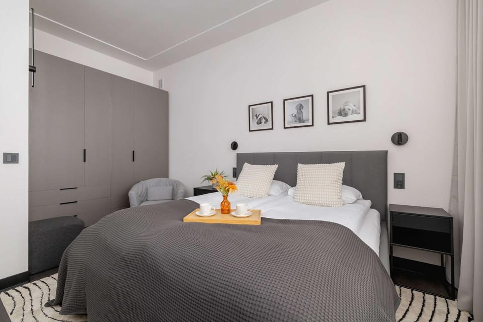 Bed, Photo of the whole room, Bedroom, towels, wardrobe