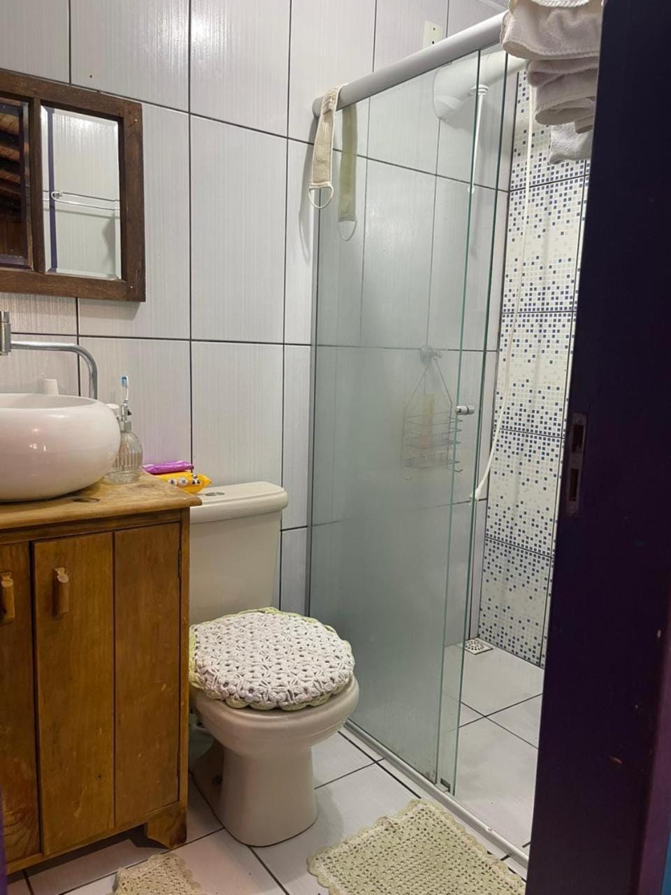 Shower, Toilet, Bathroom