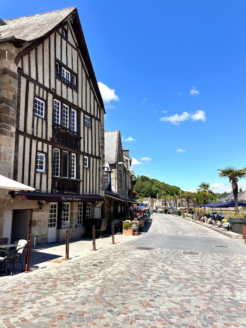 Appartement sur le port de Dinan Les Ebihens Apartment in Brittany
