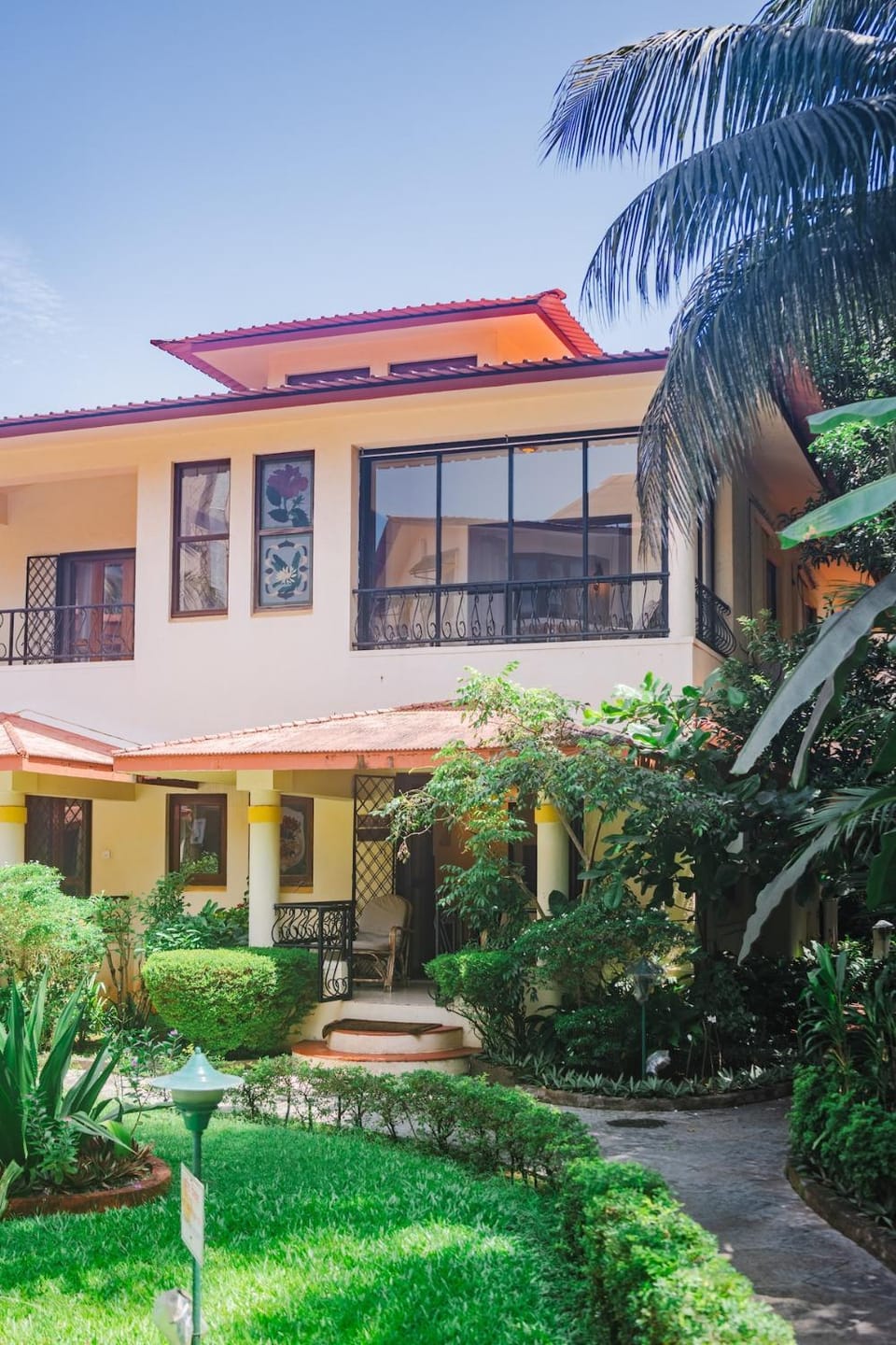 Cabatales - 3BHK Villa Near Candolim Beach Villa in Candolim