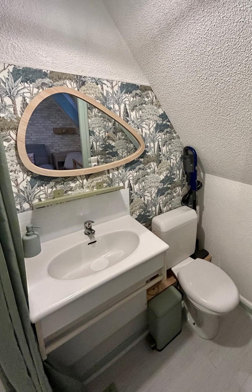 Toilet, Bathroom