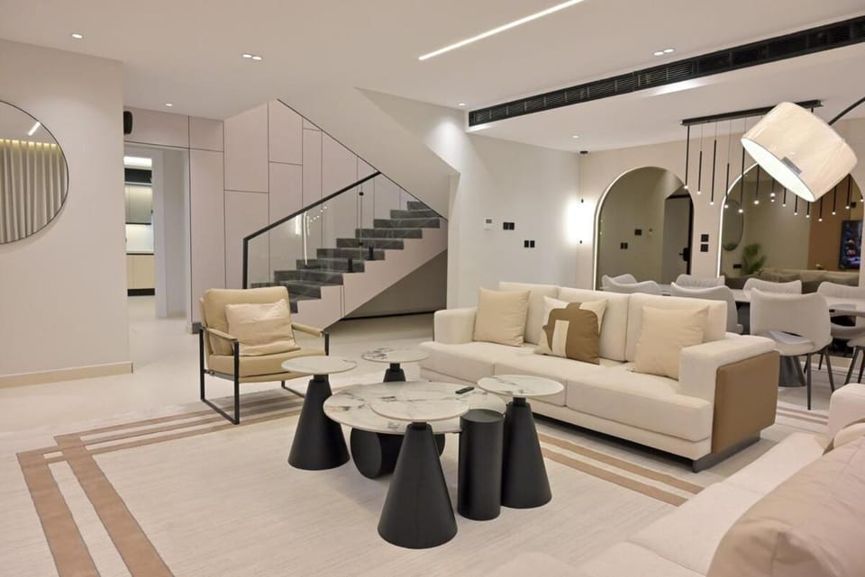 Luxurious Penthouse With Private Roof outdoor Apartment in Riyadh