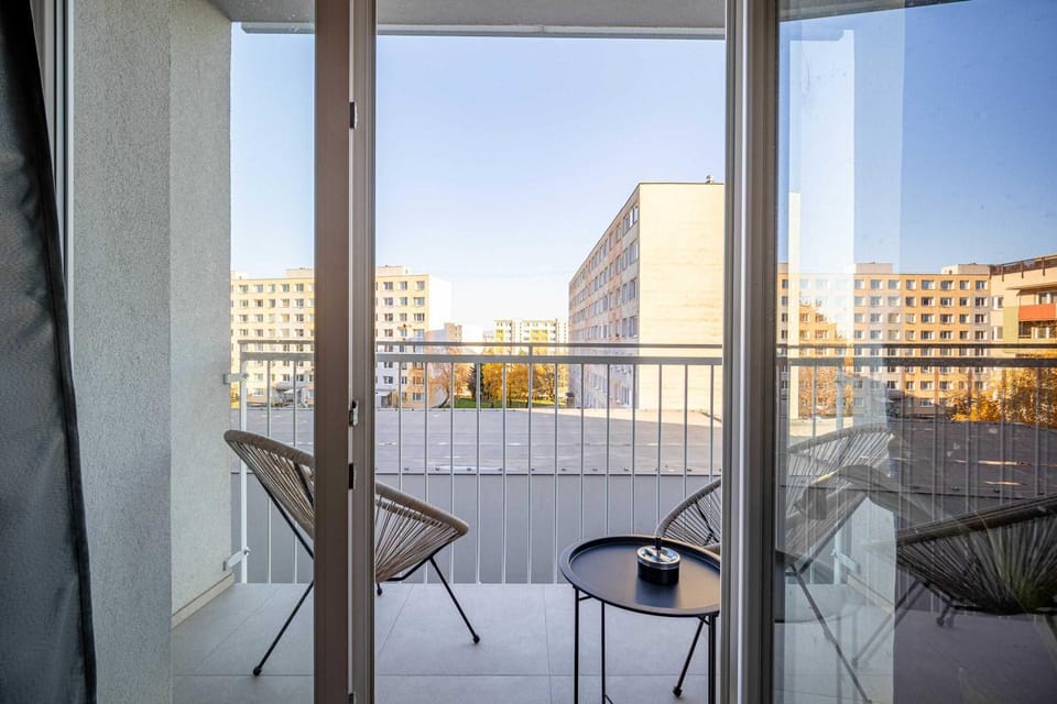 Patio, Day, View (from property/room), Balcony/Terrace, Seating area