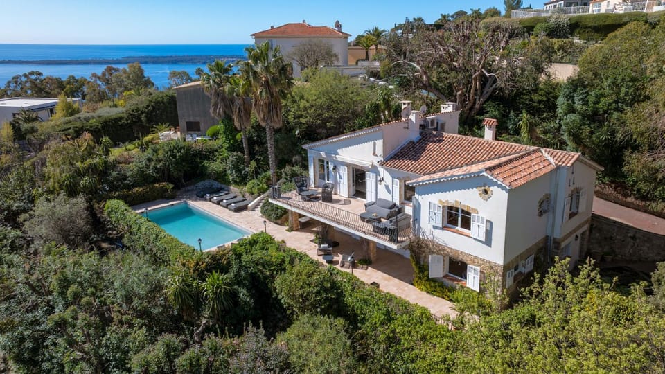 Garden, Sea view, Swimming pool