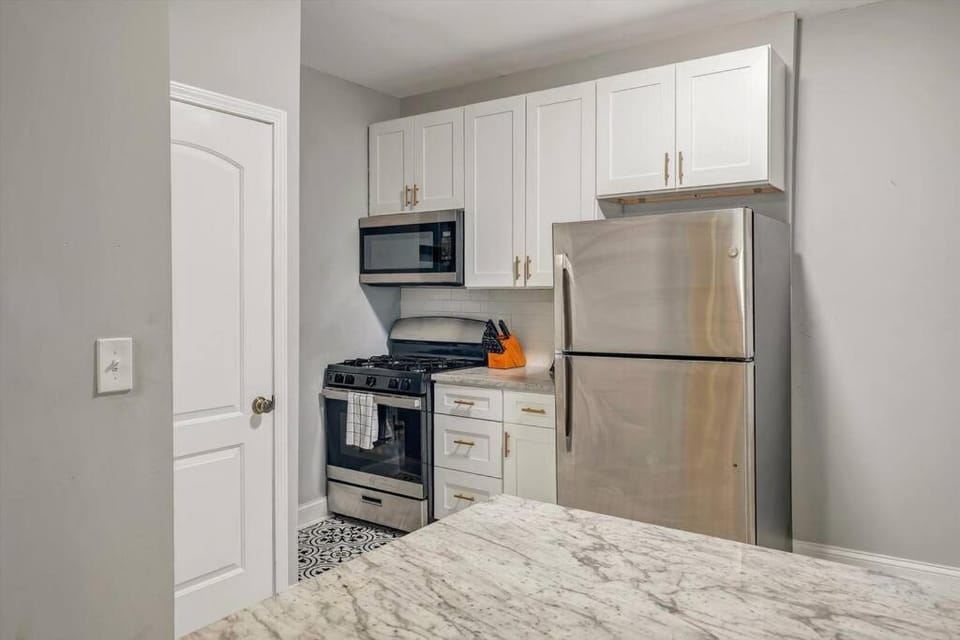 Beautiful Brand New Tower Grove Unit 1s House in Tower Grove South