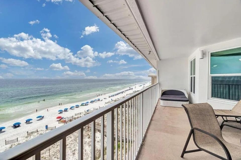 Book Me Baby! Touch The Sky in Fort Walton Beach Apartment in Okaloosa Island
