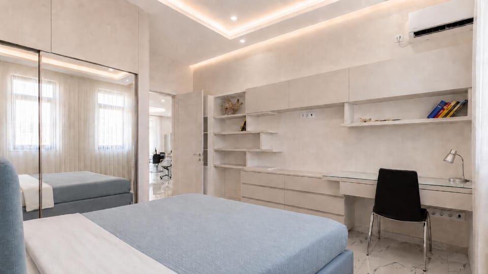 Bed, Living room, Photo of the whole room, Bedroom, air conditioner