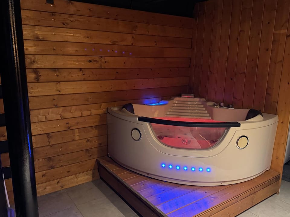 Hot Tub