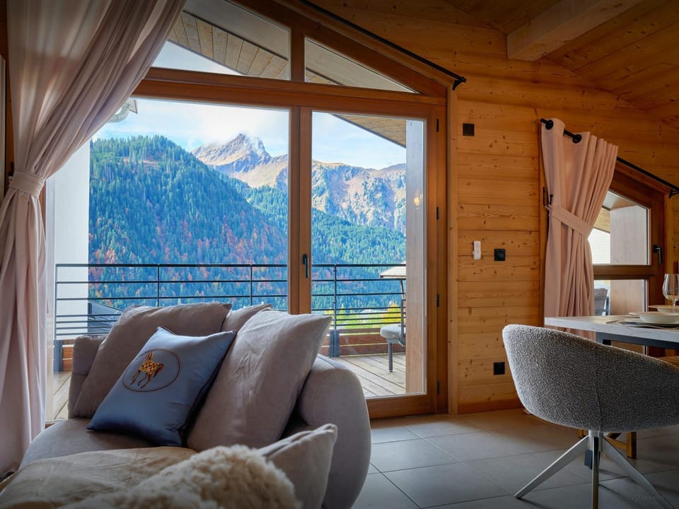 Natural landscape, Summer, View (from property/room), Living room, Seating area, Mountain view