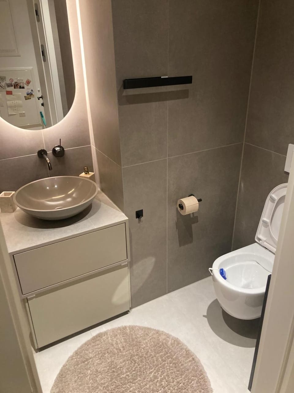 Toilet, Bathroom