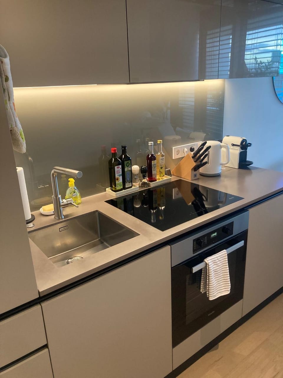 Kitchen or kitchenette, stove