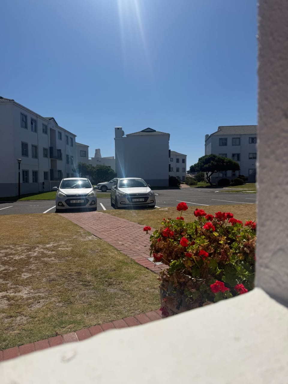 Property building, Day, Parking