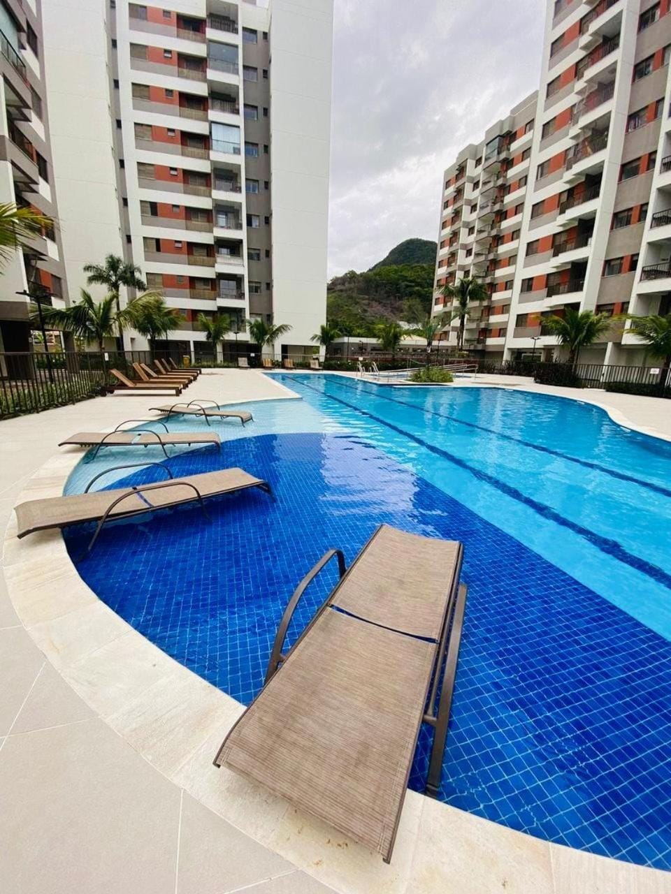 Swimming pool, sunbed