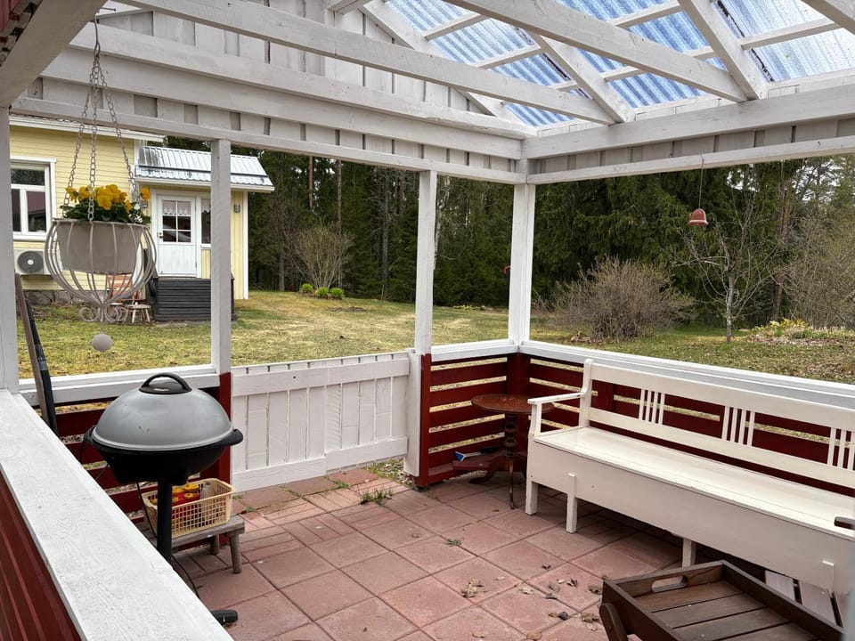 Patio, BBQ facilities