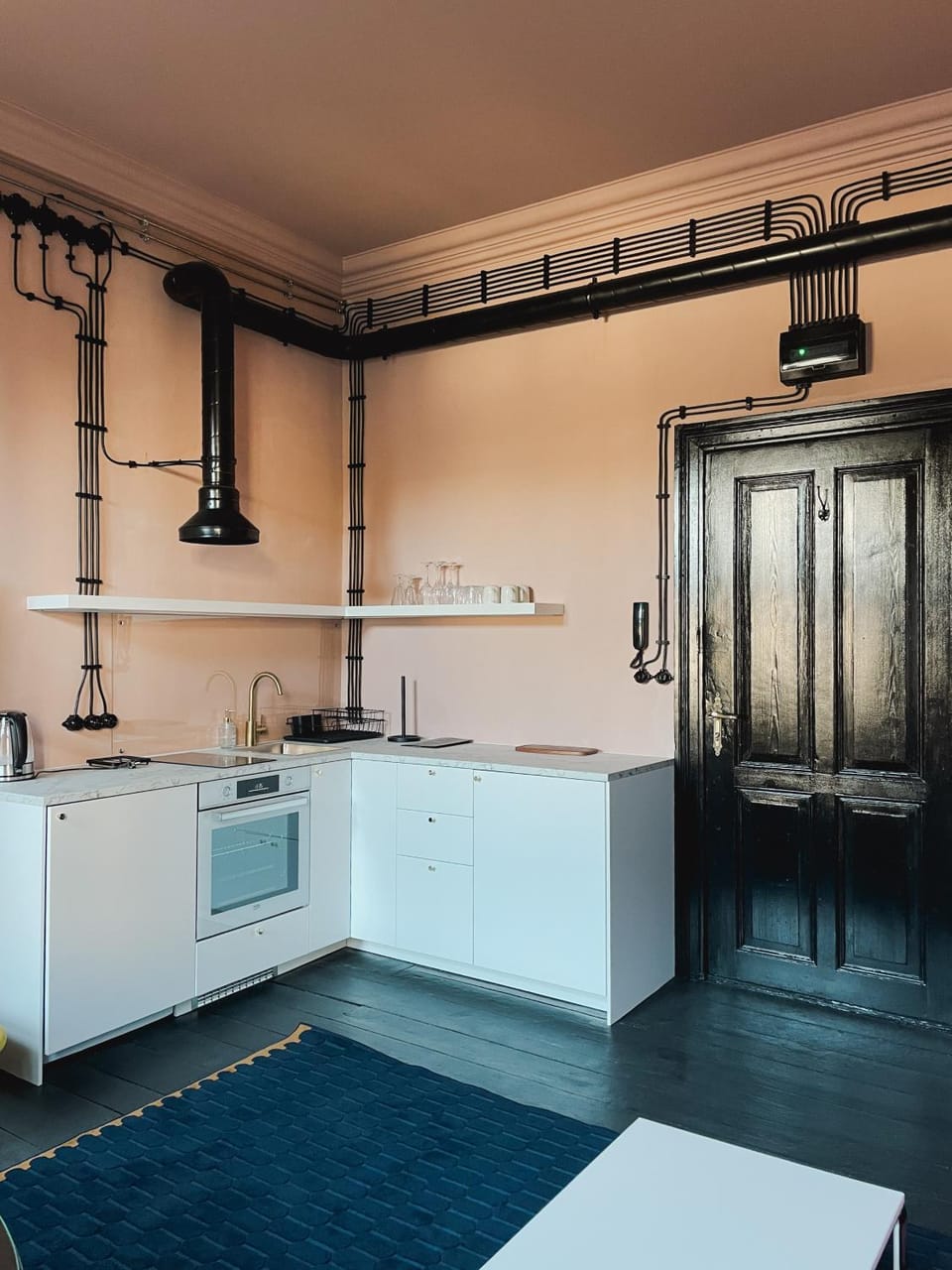 Kitchen or kitchenette, stove