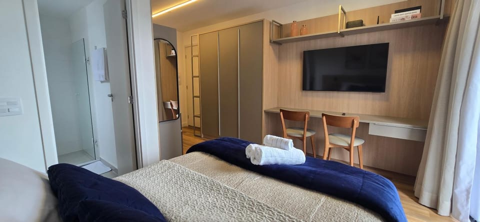 TV and multimedia, Photo of the whole room, Bedroom, wardrobe