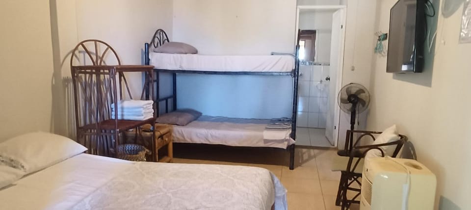 Bed, Bedroom, bunk bed