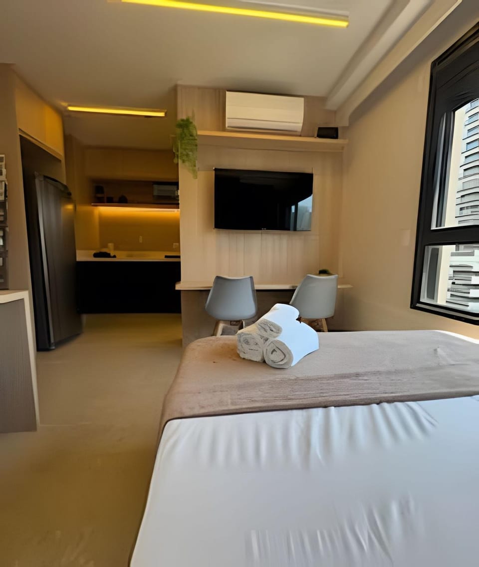 TV and multimedia, Photo of the whole room, Evening entertainment, Bedroom, air conditioner