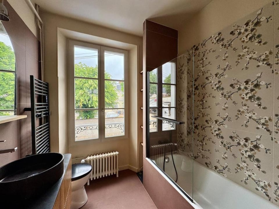 Bathroom, Bath