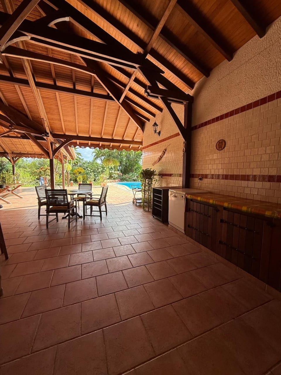 Patio, Dining area