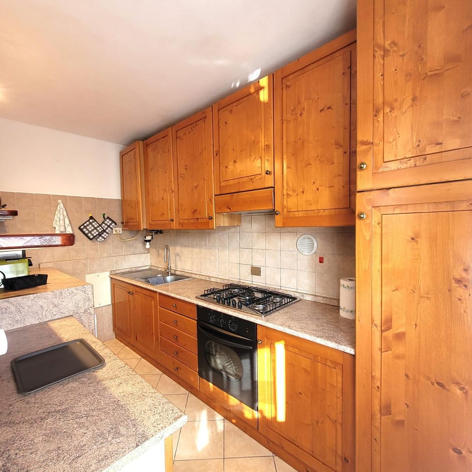 Casa Benny Mountain Lake Iseo Hospitality Apartment in Lovere