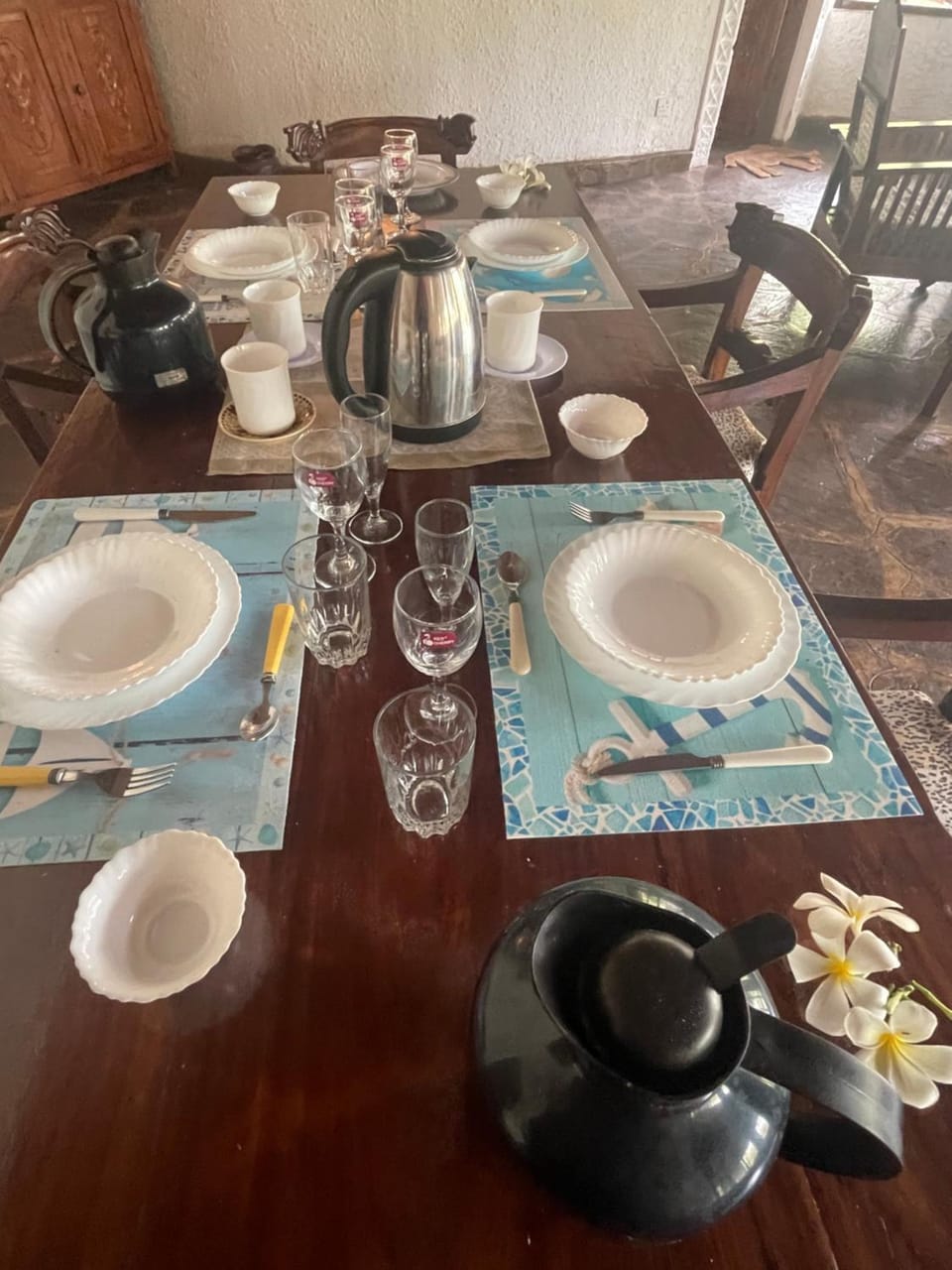Coffee/tea facilities, Food and drinks, Dining area, Food, Breakfast, Drinks