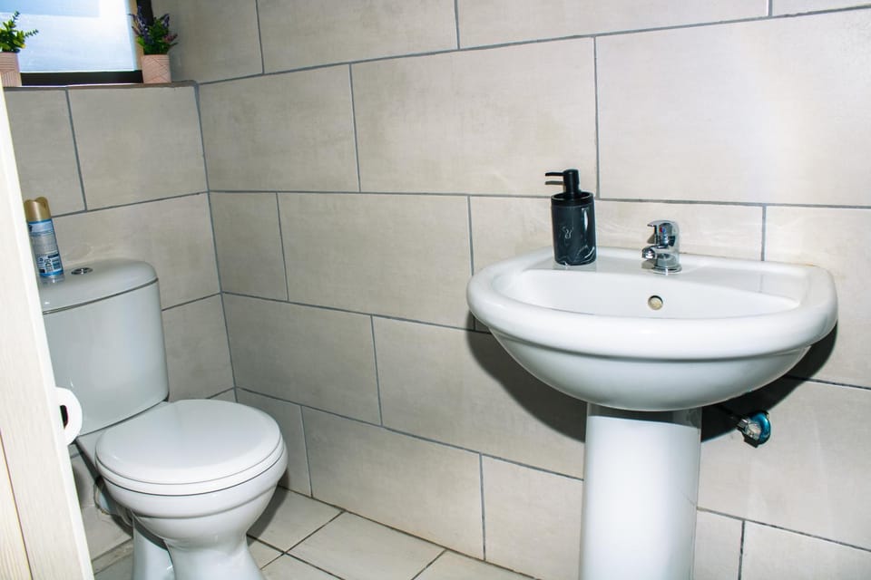 Toilet, Bathroom