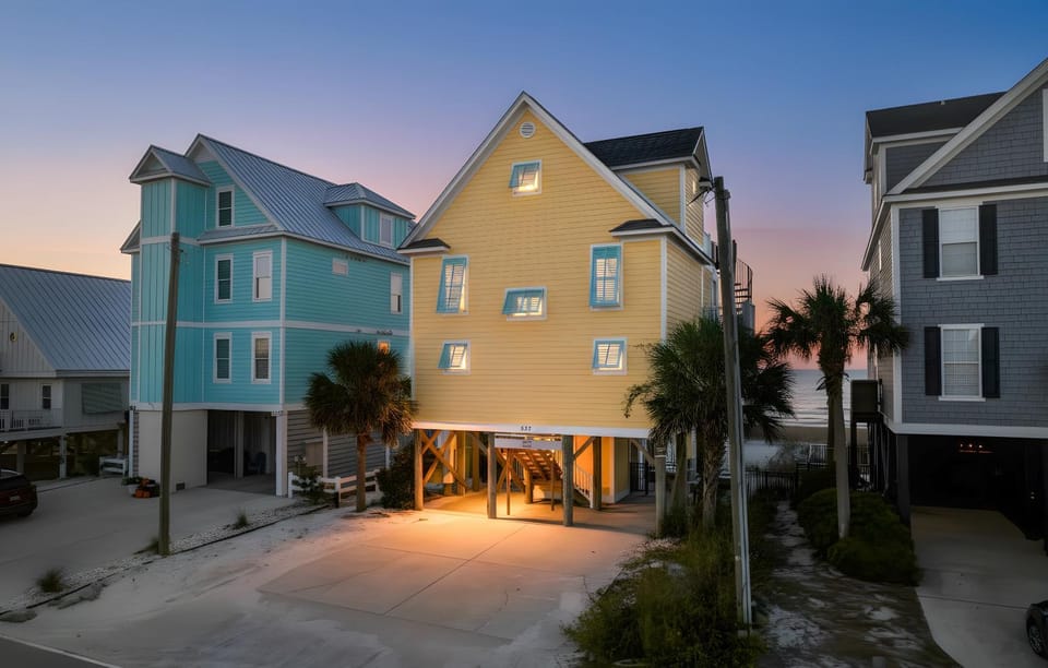 Barefoot Blessings House in Garden City