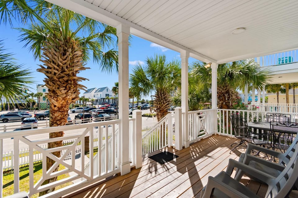 Rays of Sunshine Formerly A Dream House in Surfside Beach