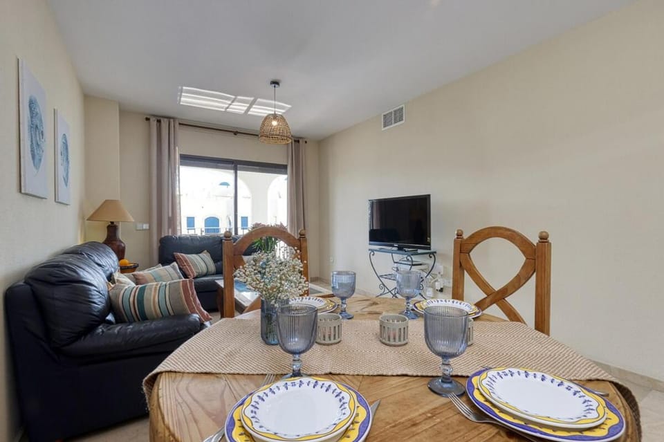 Sunny Harbor Home Puerto de la Duquesa Apartment in Costa del Sol