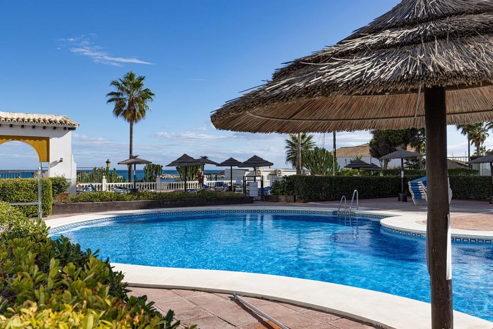 Sunny Harbor Home Puerto de la Duquesa Apartment in Costa del Sol