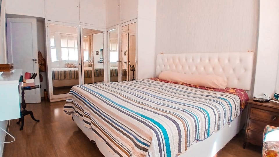 Amplo 3 Quartos em Copacabana - Wi-Fi, Ar e Perto da Praia Apartment in Rio de Janeiro