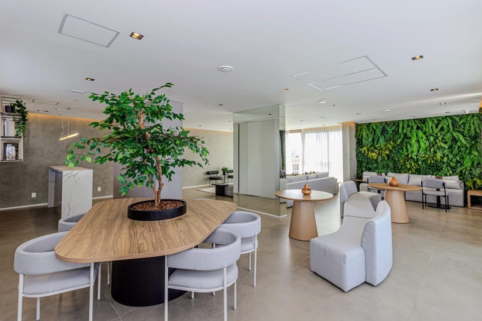 Property building, Day, Meeting/conference room, Area and facilities