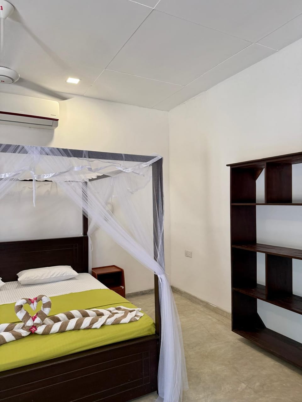 kuda Bay Surf Hotel Bed and Breakfast in Sri Lanka