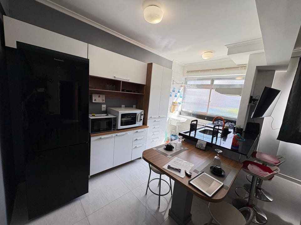 Apartamento aconchegante Praia do Tombo Apartment in State of São Paulo