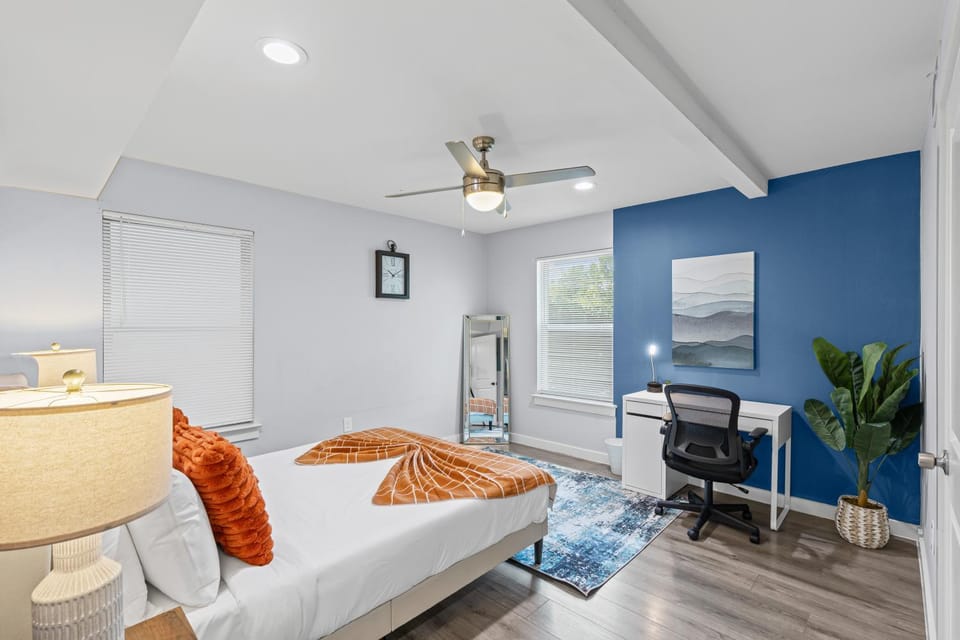 Ruby 1BD In the Heart of Dallas Apartment in Dallas