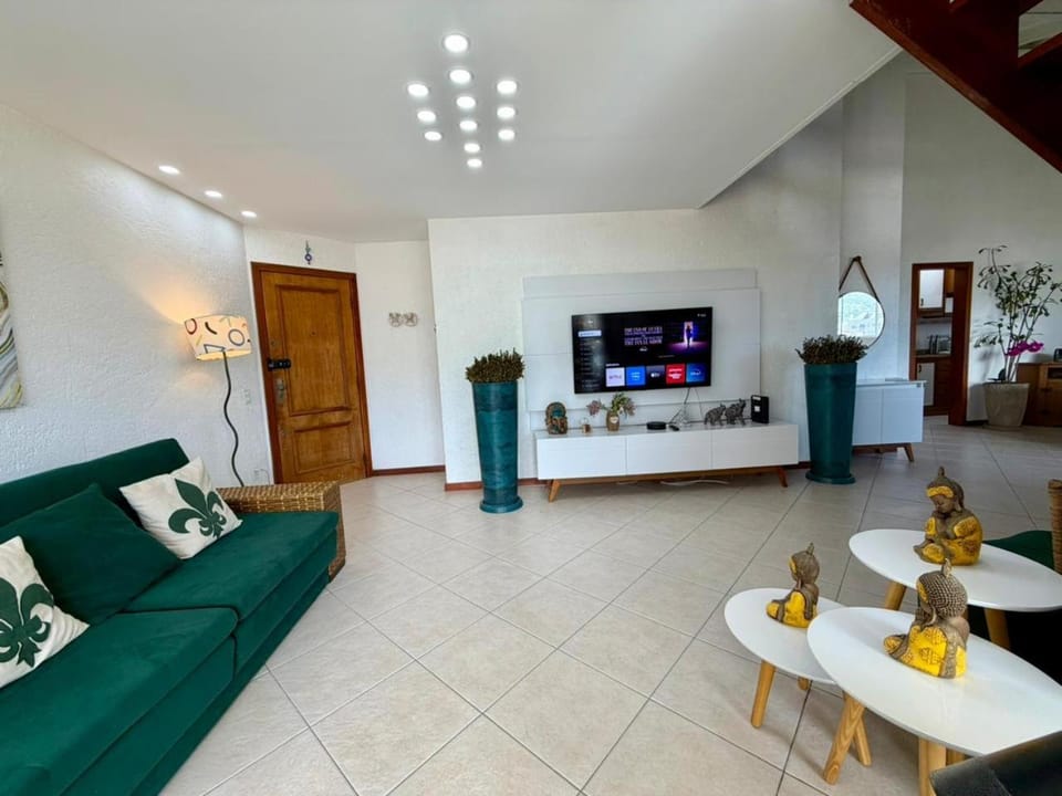 Cobertura duplex poucos metros do mar de Jurerê Apartment in Florianopolis