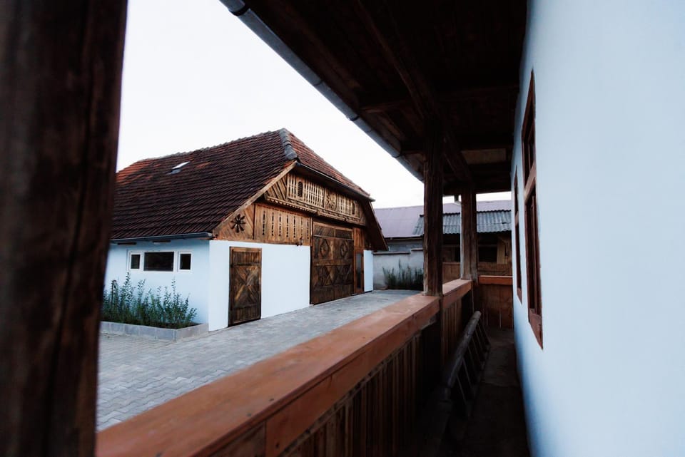 Șura lu' Aurel House in Romania
