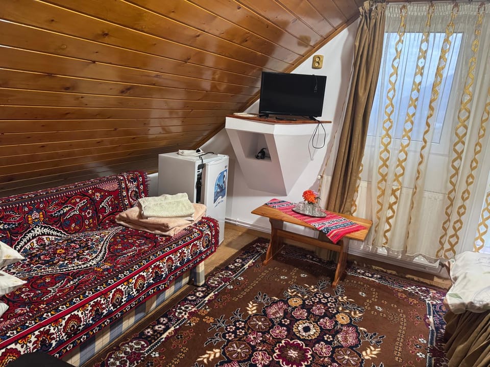Casa Florina Bed and Breakfast in Brașov County