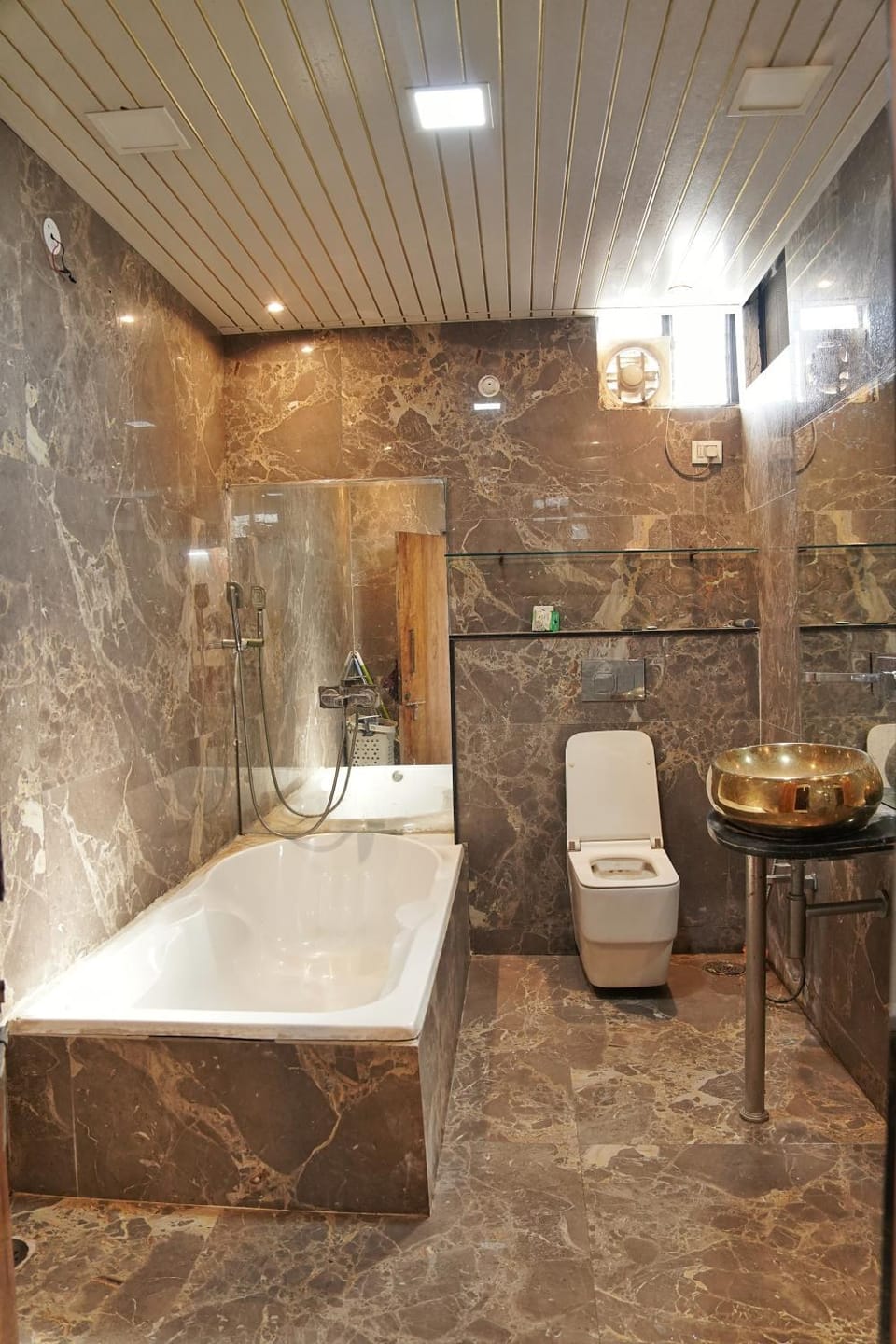 Shower, Hot Tub, Bathroom, Bath