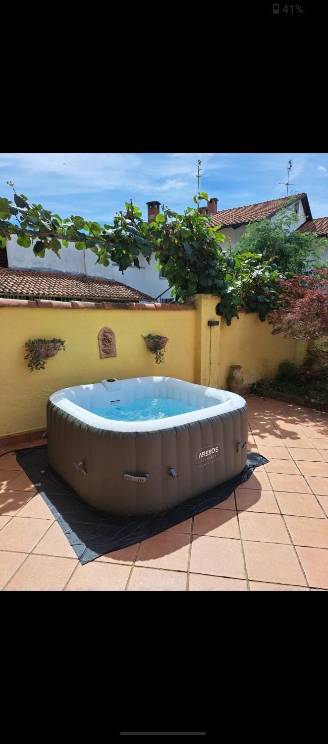 B&B La Casa Gialla Di Luca Bed and Breakfast in Piedmont