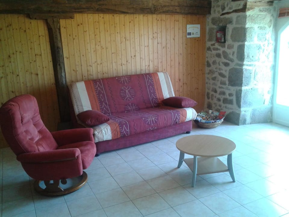 Gite Le Rosier House in Auvergne-Rhône-Alpes