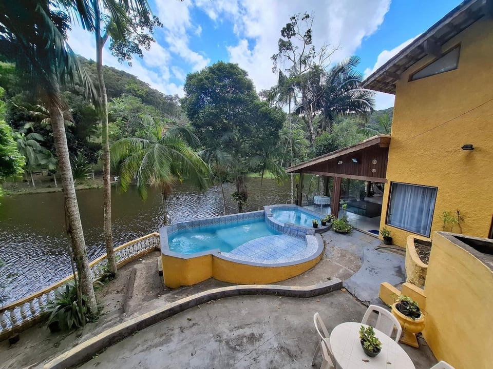 Chácara em Condomínio com Vista para Lago LT0065 House in State of São Paulo