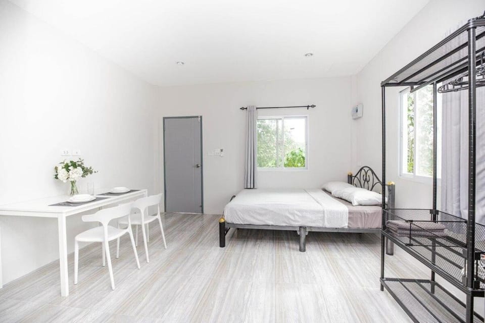 Bed, Photo of the whole room, Bedroom, wardrobe
