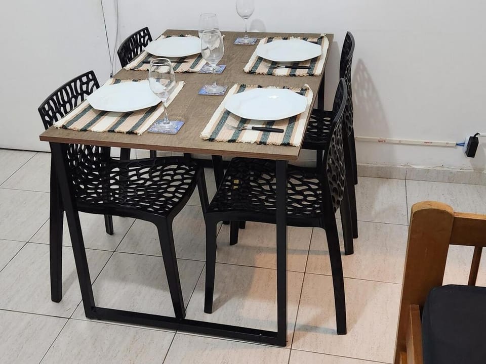 Sala e quarto a 1 quadra da praia de Copacabana Apartment in Rio de Janeiro
